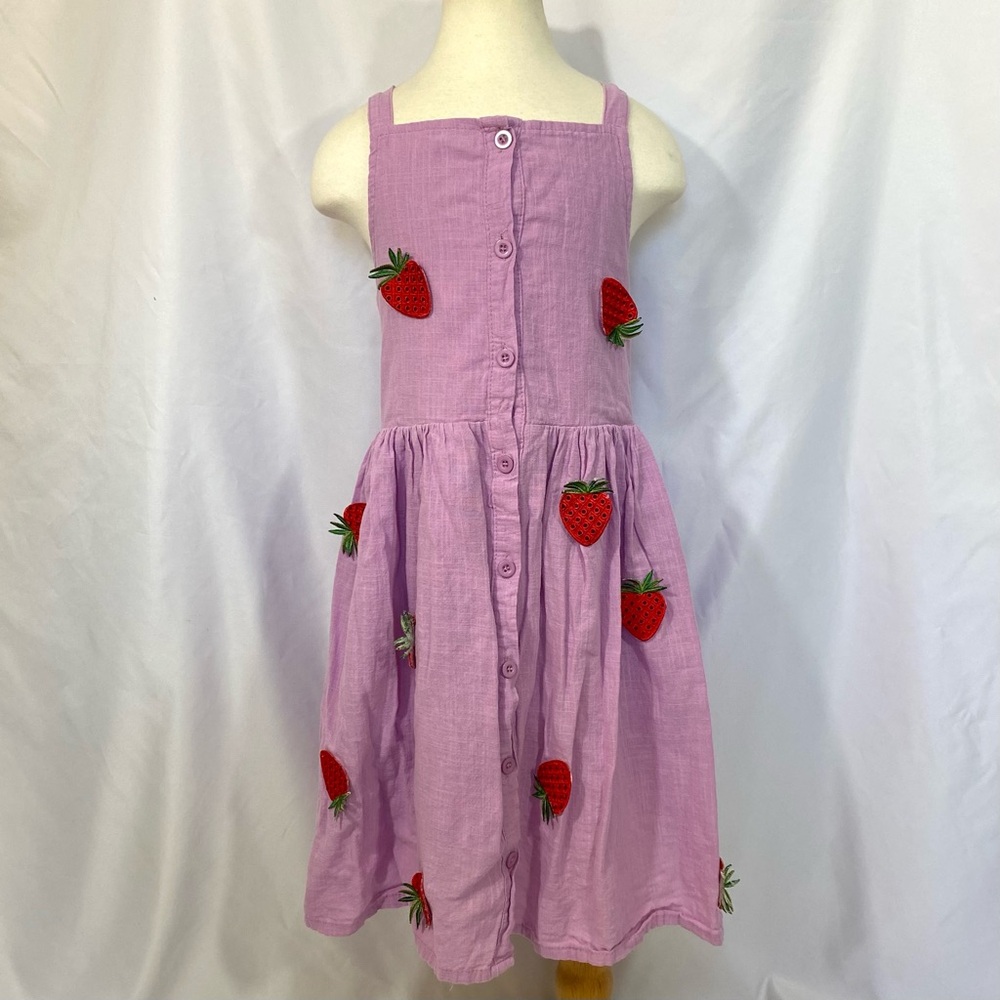 Girl’s Mini Taylor Purple Smocked Strawberry Sundress Size 4-5 - Picture 2 of 7